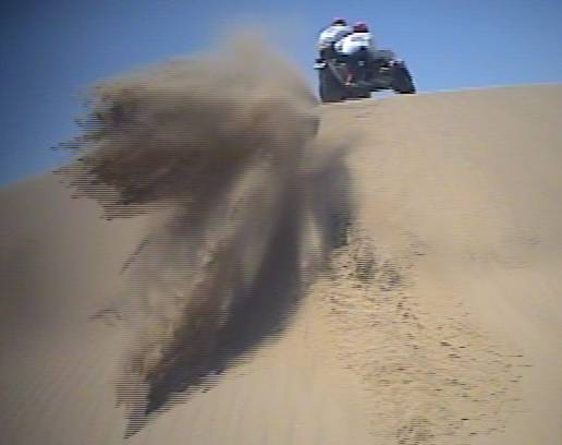 Dakar Sidecar - Video of sand dunes action